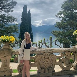 Meet your Posher, Steph